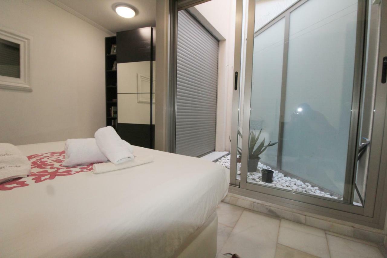 Precioso Apartamento Al Lado De Las Torres De Serrano Valencia Exteriör bild