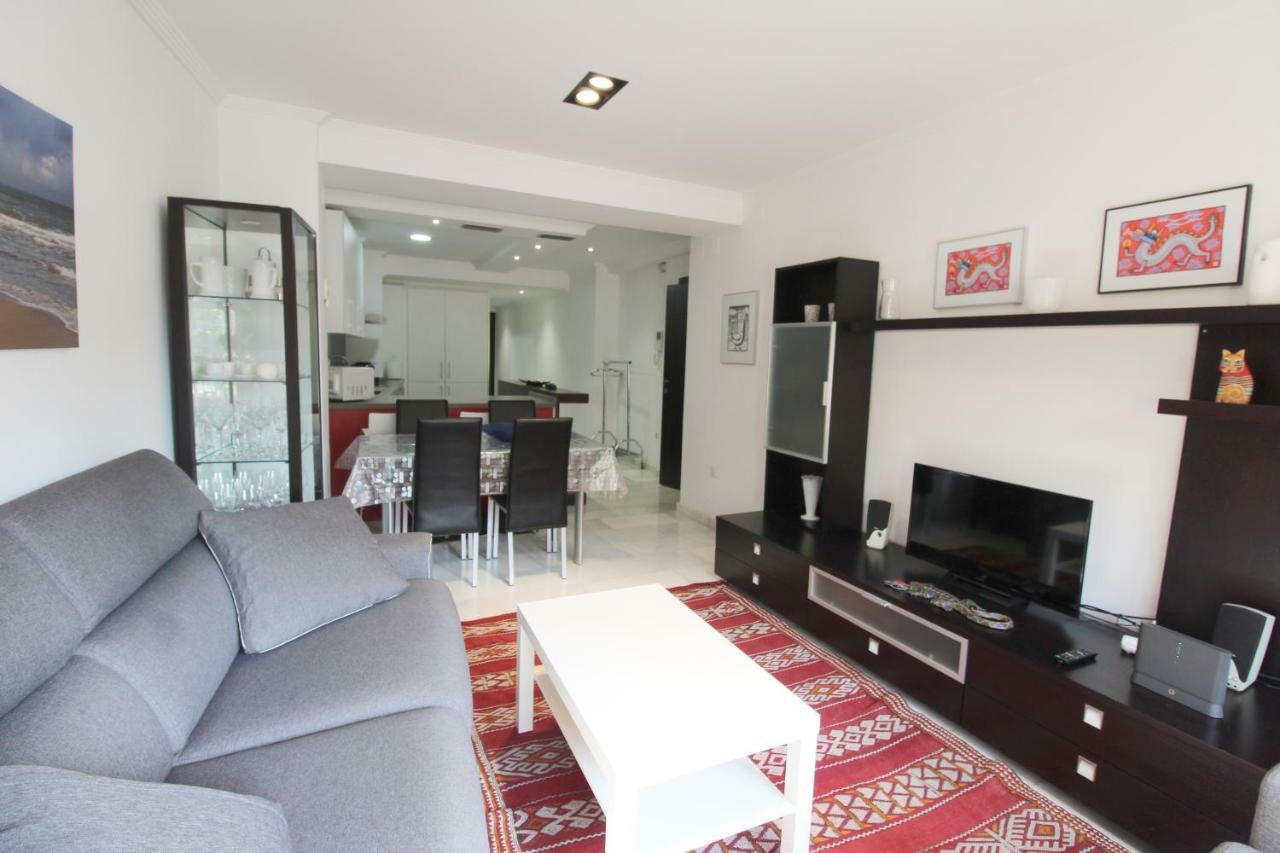 Precioso Apartamento Al Lado De Las Torres De Serrano Valencia Exteriör bild